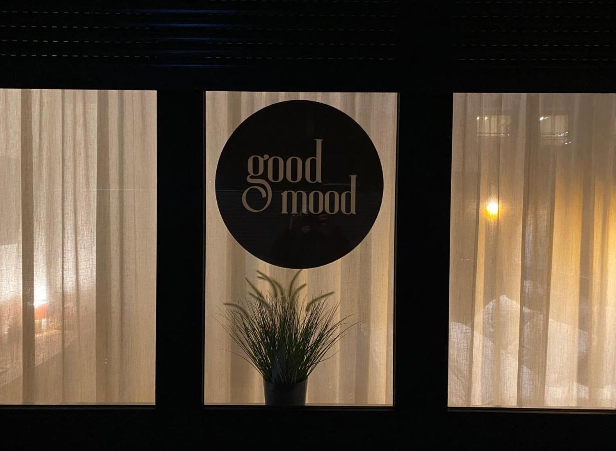 Good Mood - Chambres Et Suite Namur Zewnętrze zdjęcie